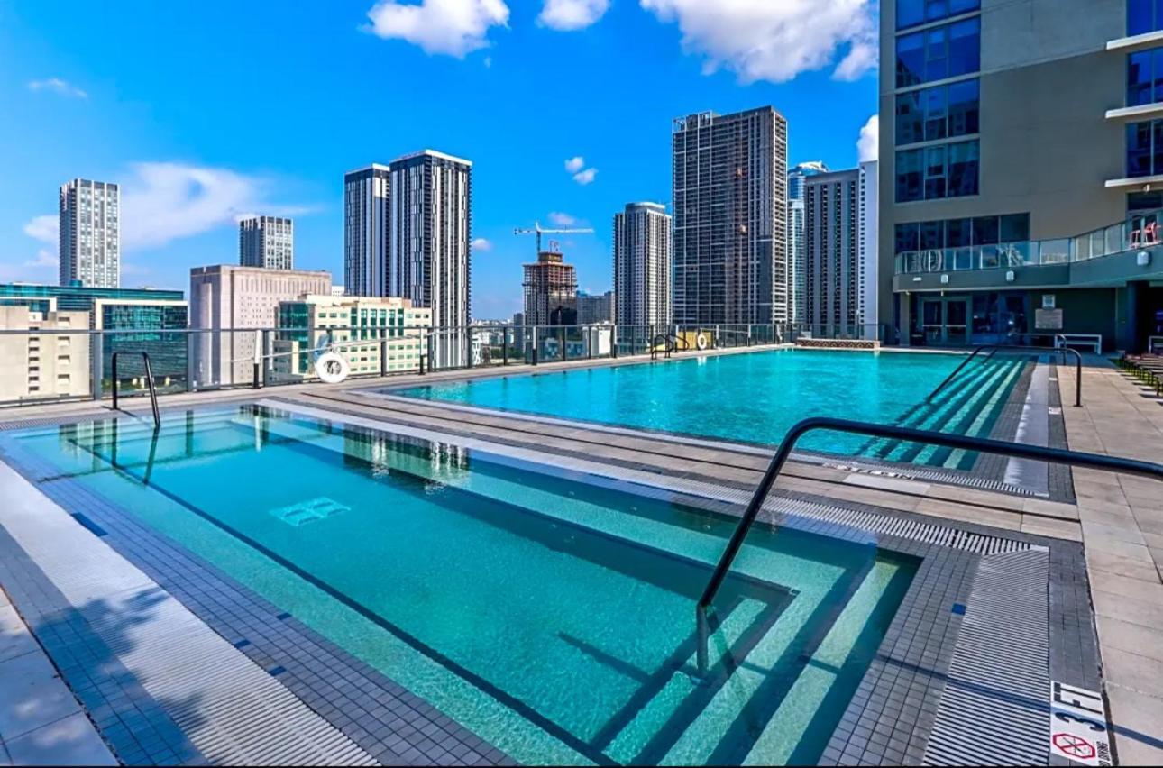 Luxurious King Bed Suite In Downtown Miami Esterno foto