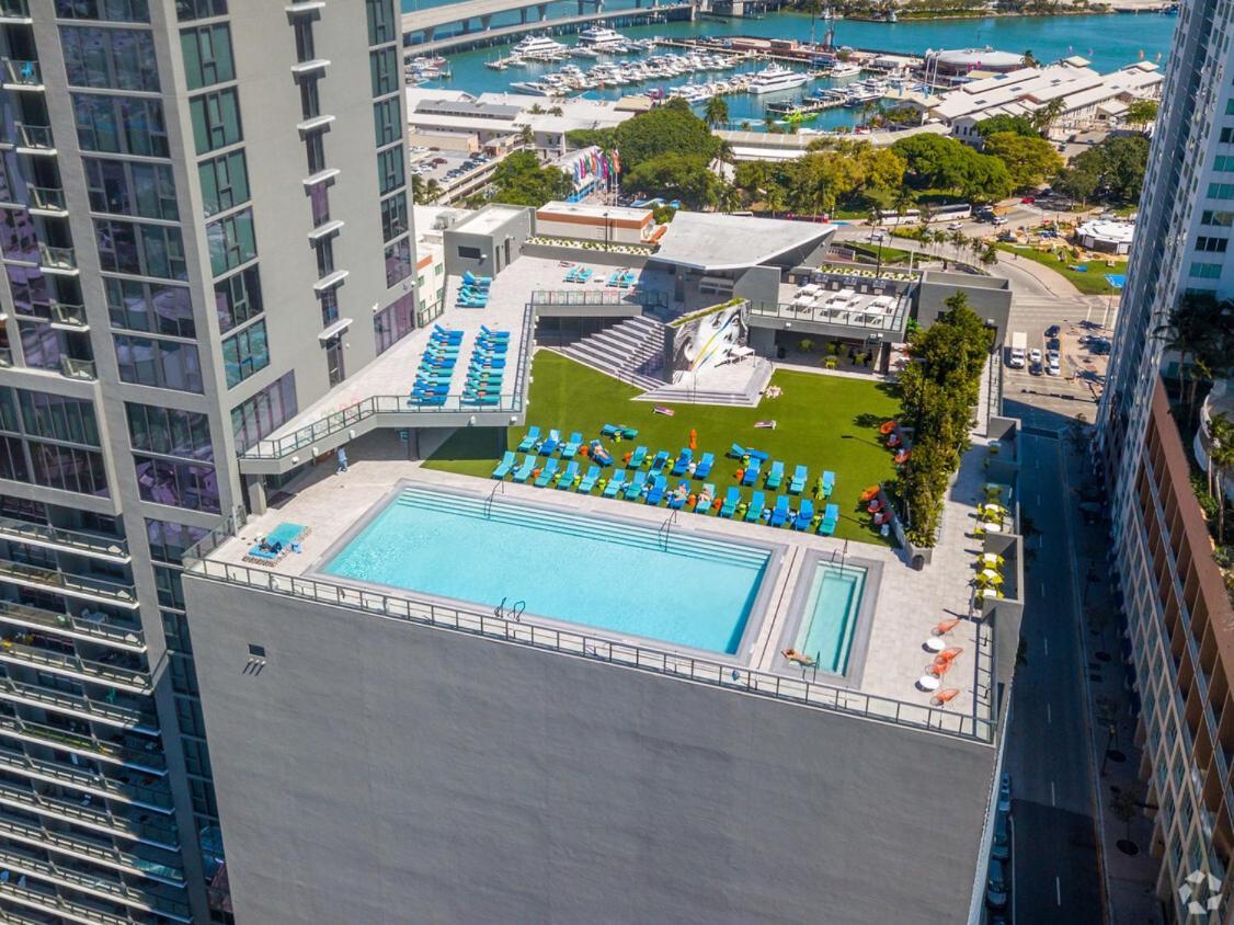 Luxurious King Bed Suite In Downtown Miami Esterno foto